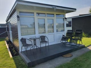 holidaychaletswithernsea.seesite.biz_--_285998535